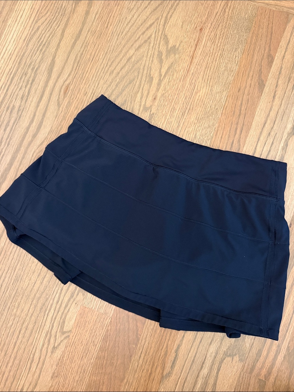 Perfect -Lululemon Women's Navy Pace Rival Skirt Sz 6 regular - Picture 2 of 3